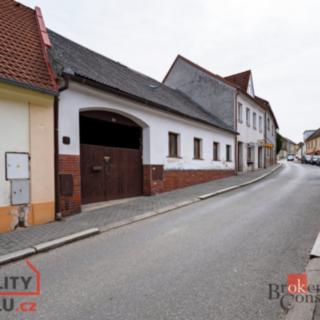 Prodej rodinného domu 300 m² Nepomuk, Husova