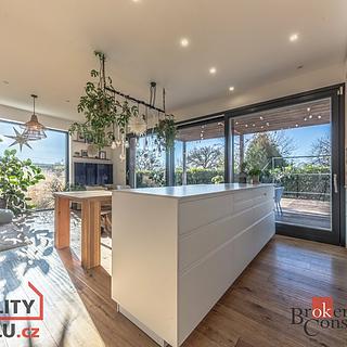 Prodej rodinného domu 140 m&sup2; Zdiby