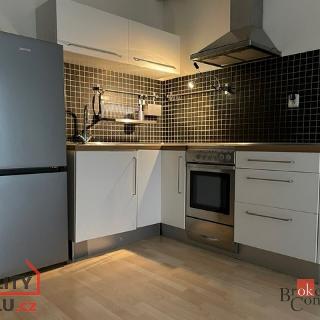 Pronájem bytu 1+kk a garsoniéry 30 m² Praha, Velenovského