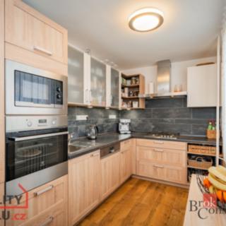 Prodej bytu 3+1 63 m² Praha