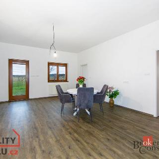 Prodej bytu 4+kk 125 m² Plzeň, K Poli