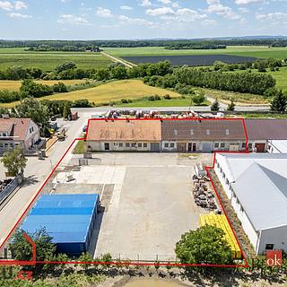 Pronájem skladu 458 m&sup2; Velké Němčice