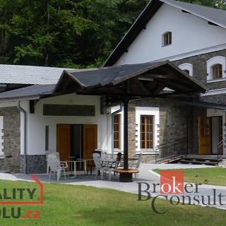 Prodej hotelu a penzionu 2 115 m² Široká Niva, 