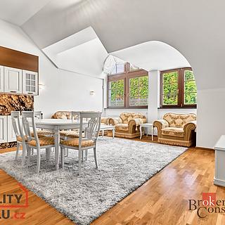 Prodej bytu 3+kk 137 m&sup2; Karlovy Vary