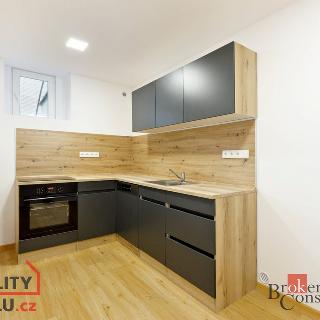 Prodej bytu 2+1 60 m² Plzeň, Zikmunda Wintra