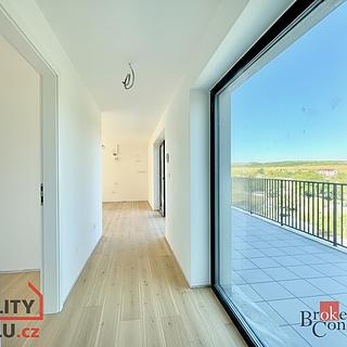 Prodej bytu 3+kk 102 m&sup2; Znojmo