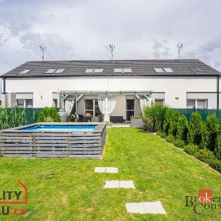 Prodej rodinného domu 90 m² Dříteč, 