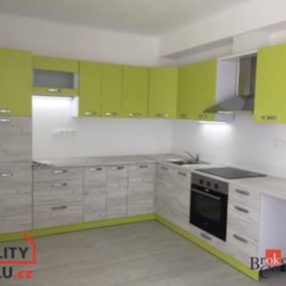 Pronájem bytu 3+kk 53 m² Karlovy Vary Bohatice, Dubová