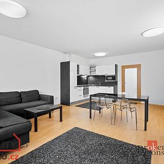 Prodej bytu 3+kk 107 m&sup2; Hradec Králové
