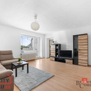 Prodej bytu 3+1 101 m² Hradec Králové, Pouchovská