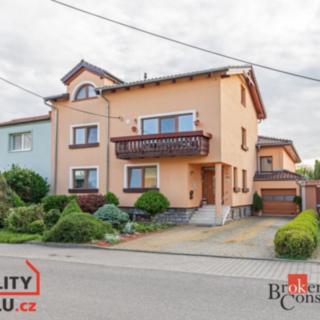 Prodej bytu 3+kk 102 m² Újezd u Brna