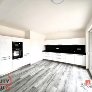 Pronájem rodinného domu 130 m² Chuchelna, 