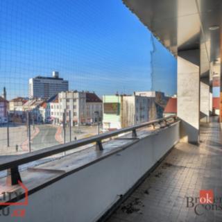 Pronájem restaurace 597 m² Hradec Králové, náměstí 28. října