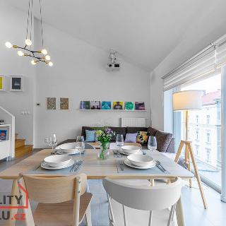 Prodej bytu 3+kk 93 m² Plzeň, Sladkovského