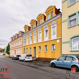 Prodej bytu 3+1 70 m² Karlovy Vary, Dlouhá