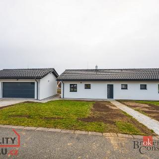 Prodej rodinného domu 150 m² Helvíkovice, 