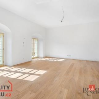 Prodej bytu 2+kk 86 m&sup2; Jince