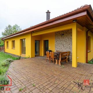 Prodej rodinného domu 110 m² Březno, Zahradní