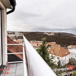 Prodej činžovního domu 430 m² Praha, Pod Kesnerkou