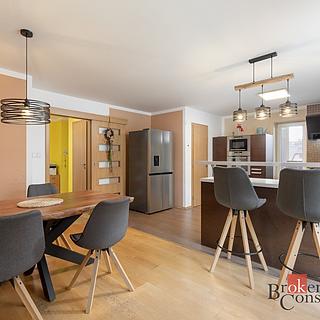 Prodej rodinného domu 273 m&sup2; Brumovice