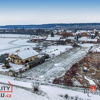 Prodej stavební parcely 1611 m&sup2; Choťovice