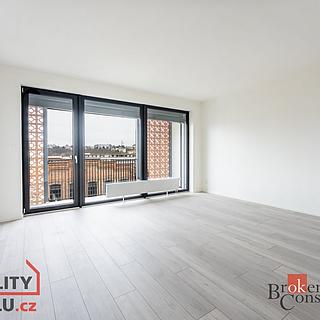 Pronájem bytu 2+kk 70 m&sup2; Plzeň
