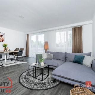 Prodej bytu 3+kk 100 m² Karlovy Vary, Dubová