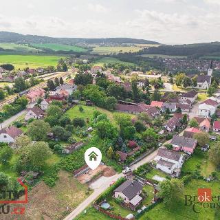 Prodej stavební parcely 818 m² Břasy, 