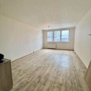 Pronájem bytu 1+kk, garsoniery 32 m² Ostrava