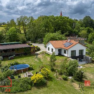 Prodej rodinného domu 101 m² Bělá pod Bezdězem, 