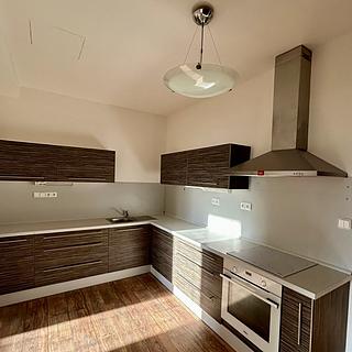 Pronájem bytu 2+1 52 m² Žatec