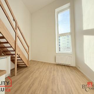 Pronájem bytu 2+kk 36 m² Opava, Rolnická