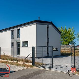 Prodej rodinného domu 153 m&sup2; Chýně