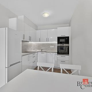 Pronájem bytu 2+kk 60 m&sup2; Třemošná