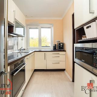 Prodej bytu 3+1 65 m² Praha, Jívanská