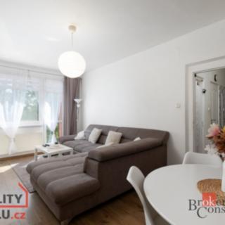 Prodej bytu 3+1 60 m² Bruntál, Jesenická