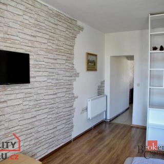 Prodej bytu 2+kk 35 m² Karlovy Vary, náměstí Dr. M. Horákové