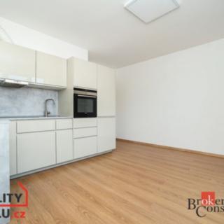 Pronájem bytu 2+kk 42 m² Kladno