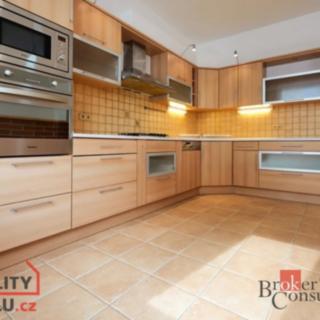 Prodej rodinného domu 260 m² Prostějov