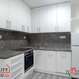 Pronájem bytu 2+kk 42 m² Vochov, 