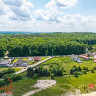 Prodej stavební parcely 2 739 m² Klamoš