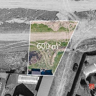 Prodej stavební parcely 600 m&sup2; Benátky nad Jizerou