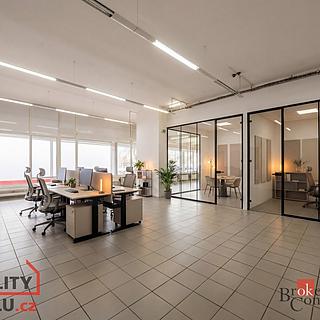 Pronájem obchodu 395 m&sup2; Pardubice