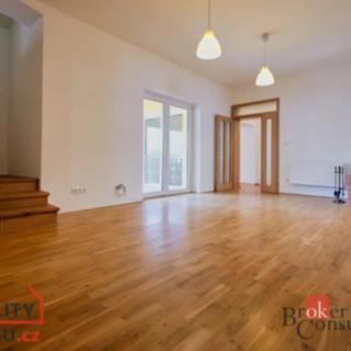 Prodej rodinného domu 260 m² Prostějov, Vrlova