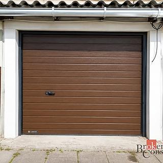Pronájem garáže 16 m&sup2; Hradec Králové