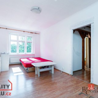 Prodej bytu 1+1 53 m² Karlovy Vary, Jáchymovská