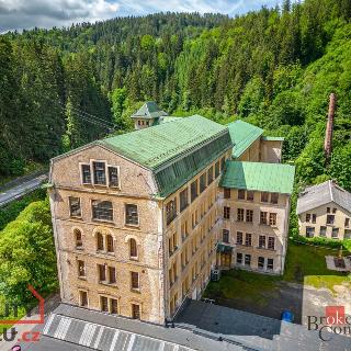 Prodej výrobního objektu 2696 m² Jablonec nad Jizerou