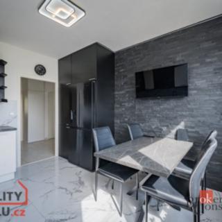 Prodej bytu 3+1 74 m² Praha Černý Most, Vybíralova