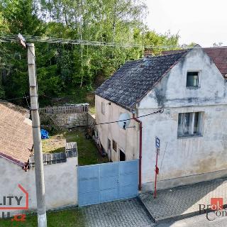 Prodej rodinného domu 48 m² Družec, Hlavní