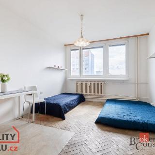 Prodej bytu 1+kk a garsoniéry 23 m² Brno, Halasovo náměstí